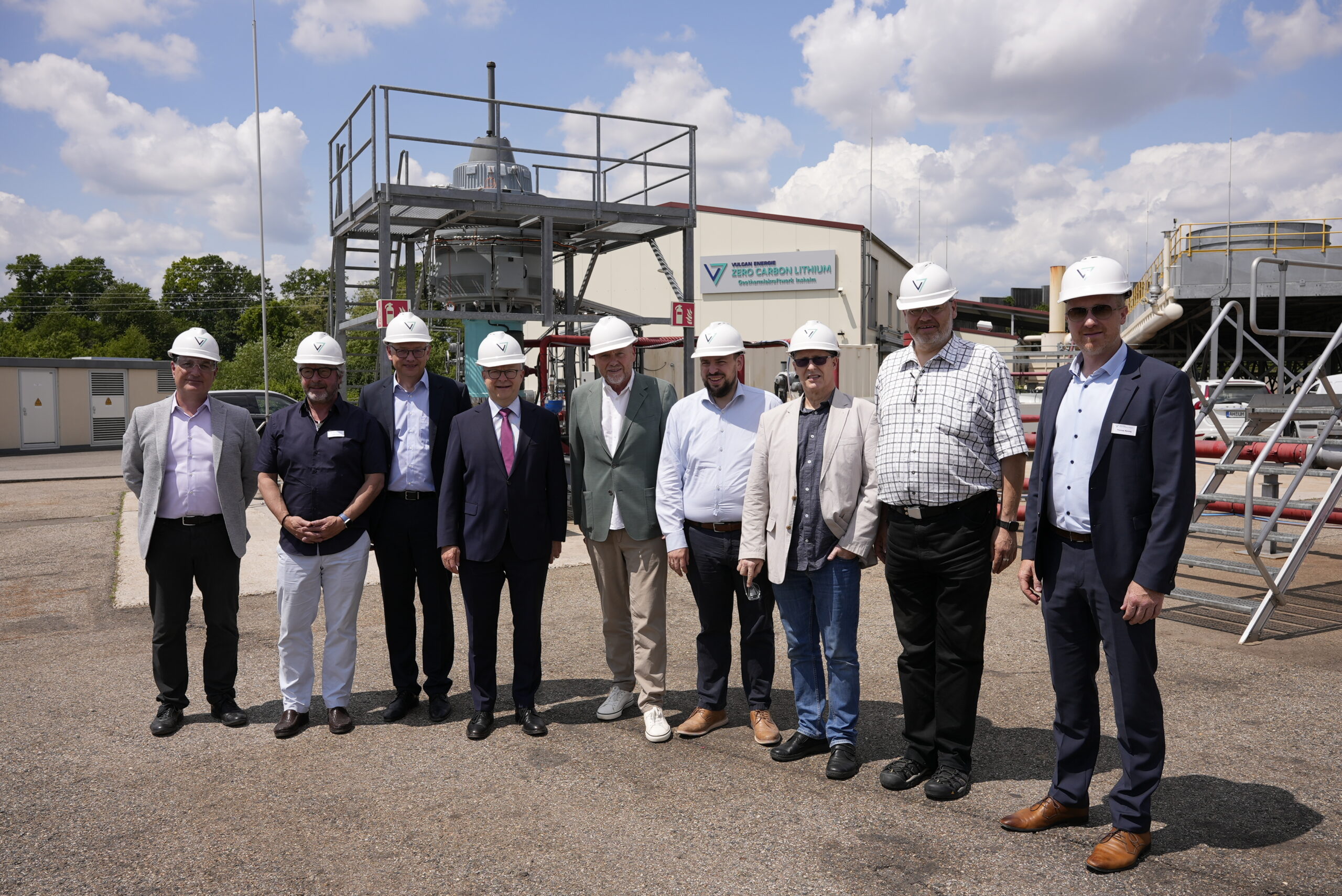 Michael Theurer visits geothermal power plant in Insheim