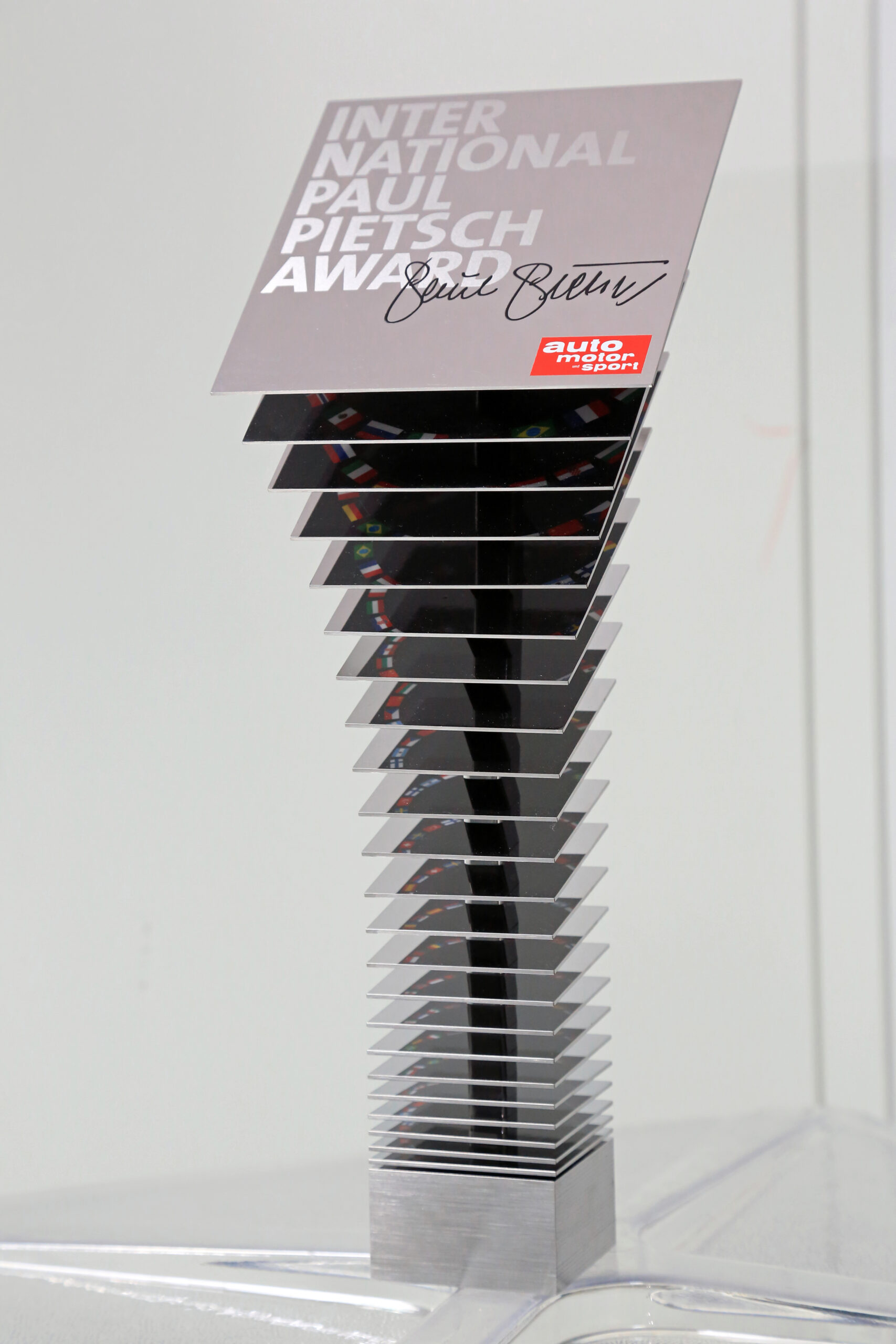 Paul Pietsch Award